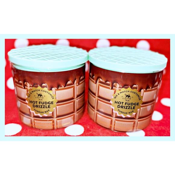 Lot of 2 Bath & Body Works Hot Fudge Drizzle Sundae Large 3-Wick Candle 14.5oz - Picture 1 of 5